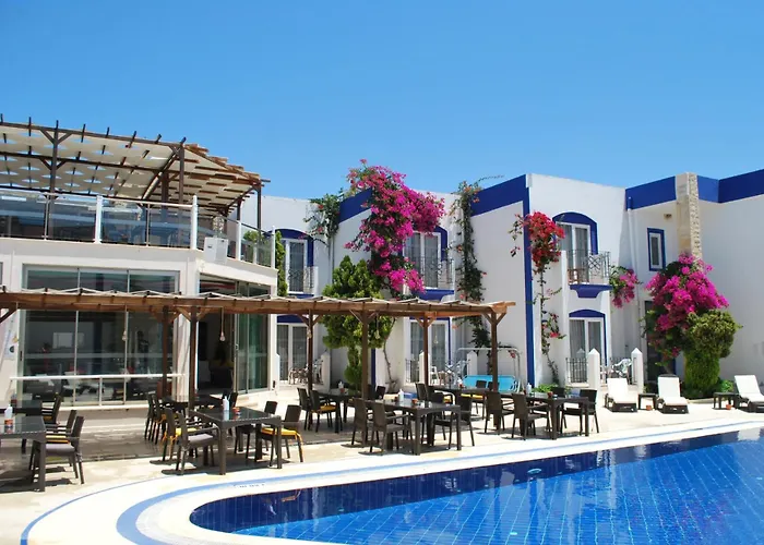 Serpina Hotel (Adults Only)