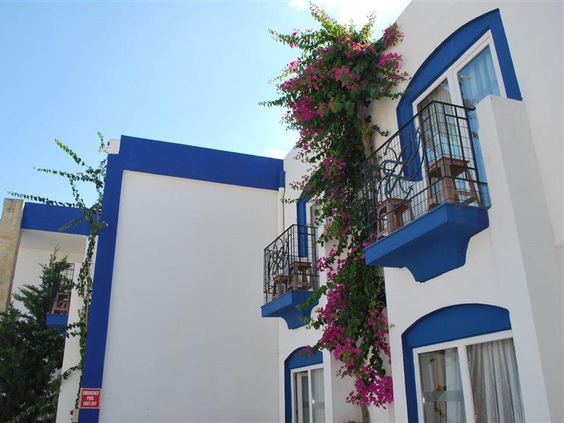 Serpina (adults Only) Otel 3*