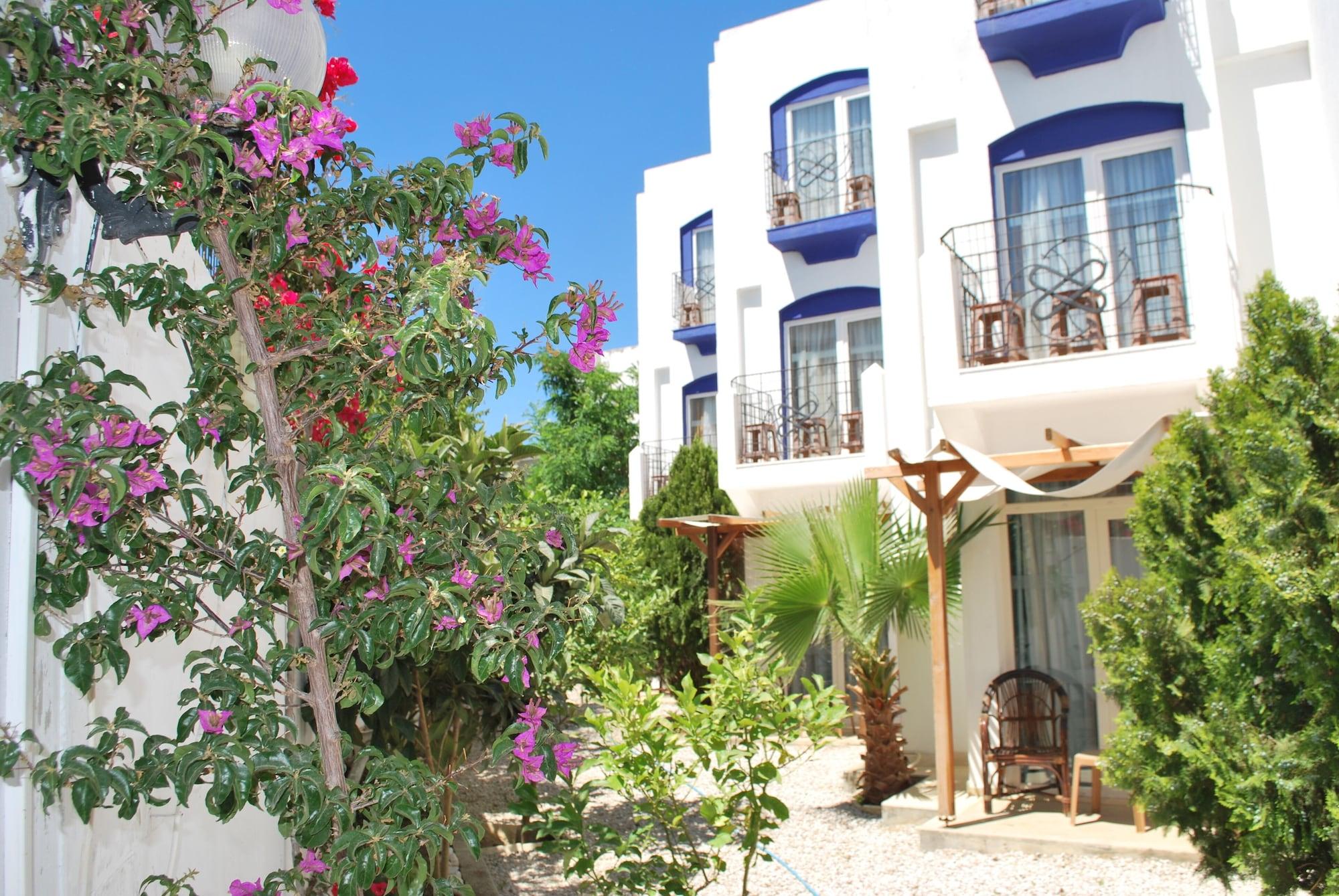 Otel Serpina (adults Only)