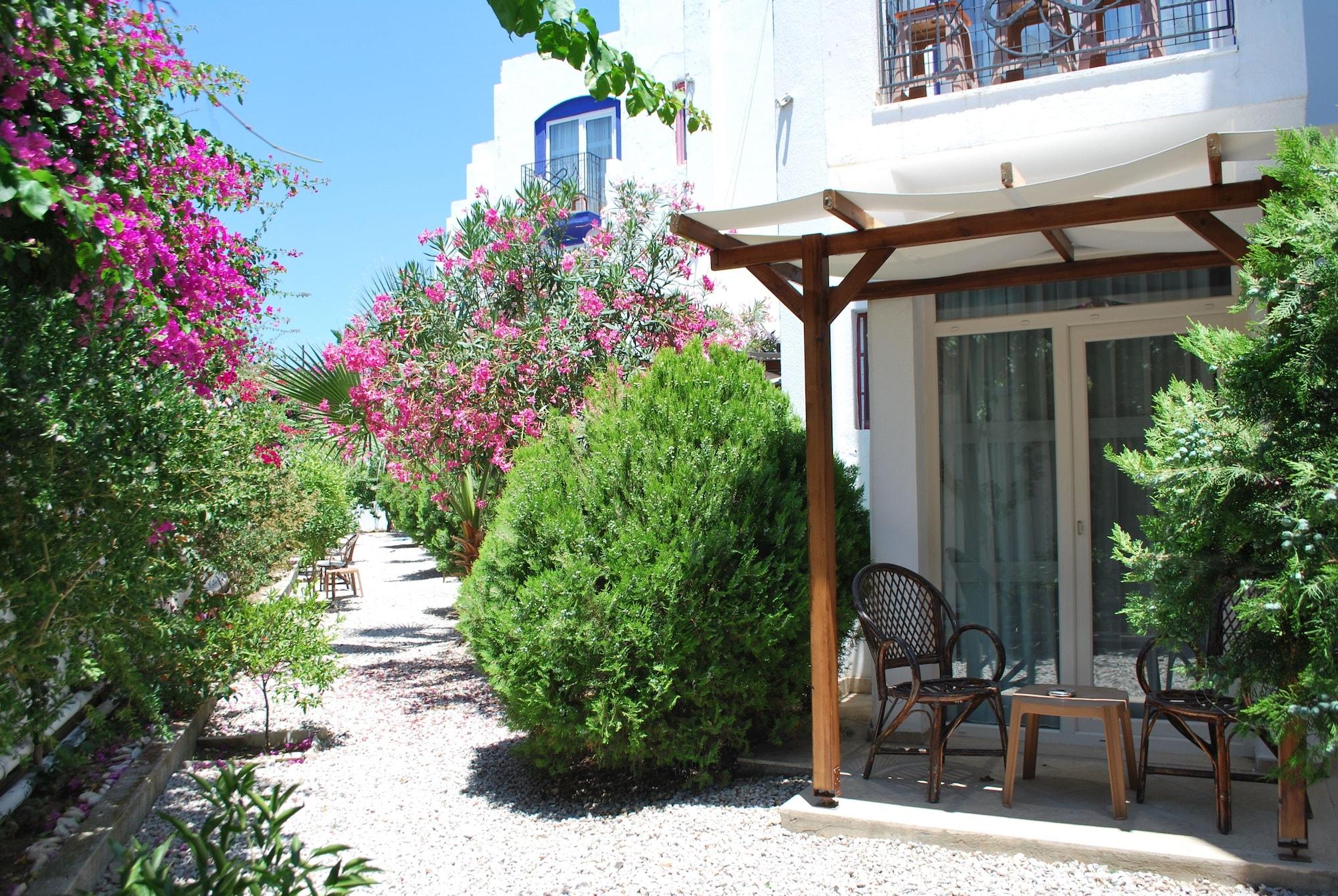 Serpina (adults Only) Otel