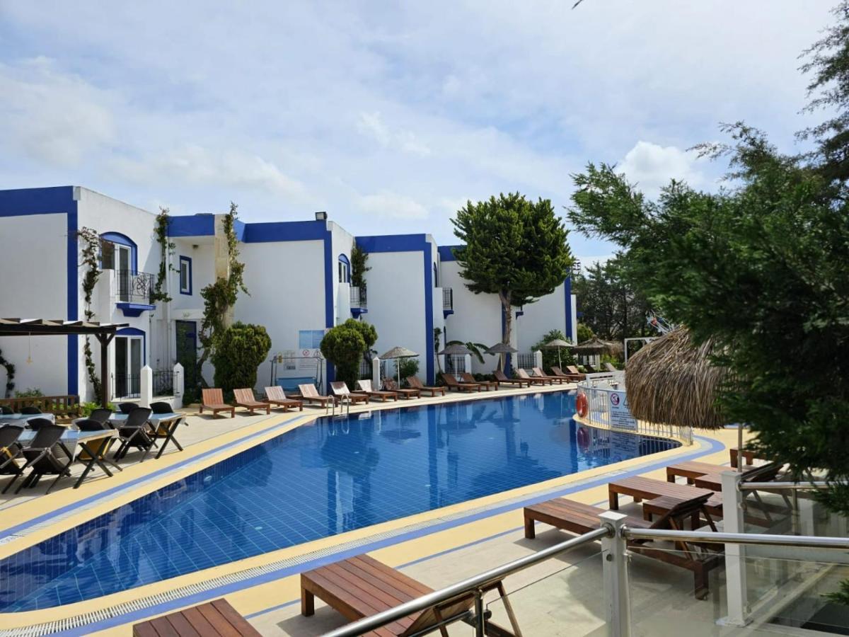 Serpina (adults Only) Otel
