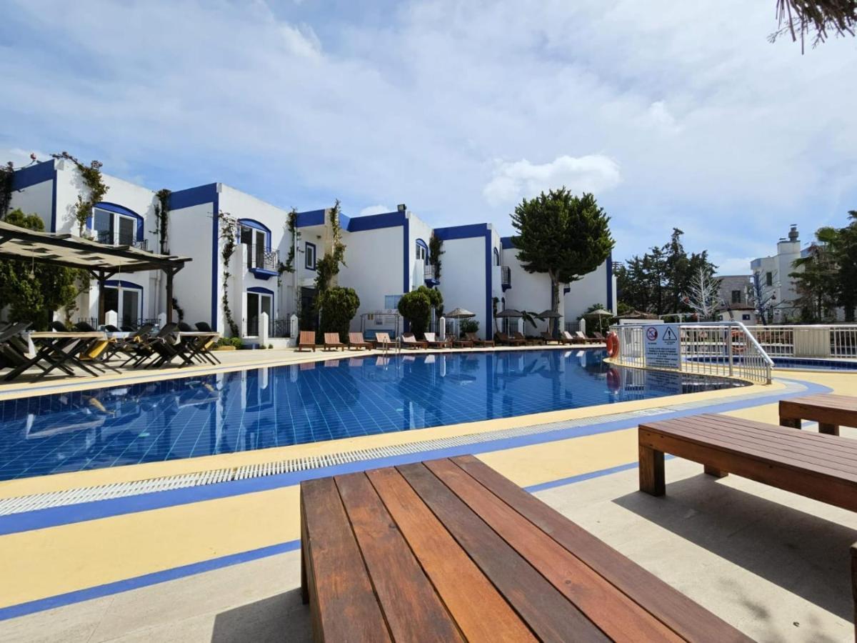Serpina (adults Only) Otel 3*