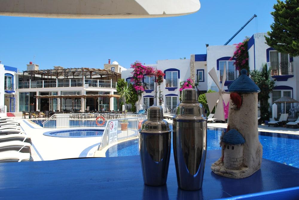 Otel Serpina (adults Only)
