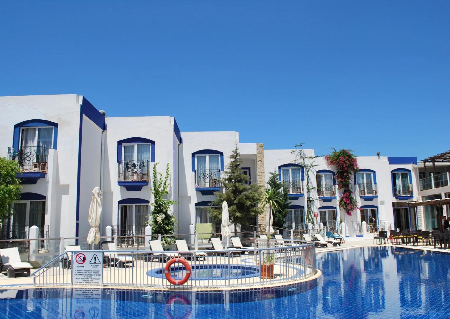 Otel Serpina (adults Only)
