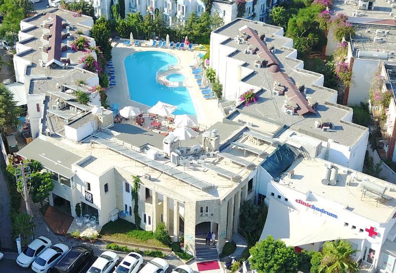 Serpina (adults Only) Otel 3*